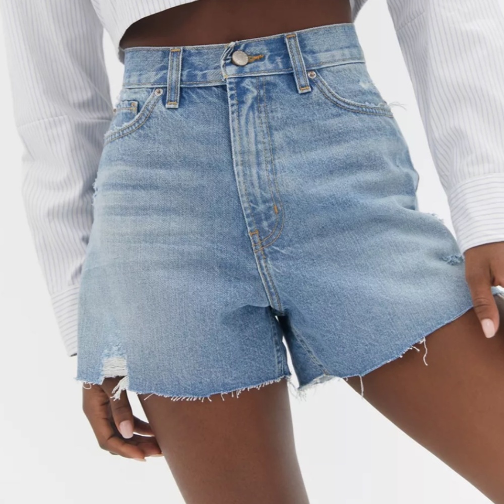 BDG A-Line Denim Cutoff Short – Light Wash SIZE 29